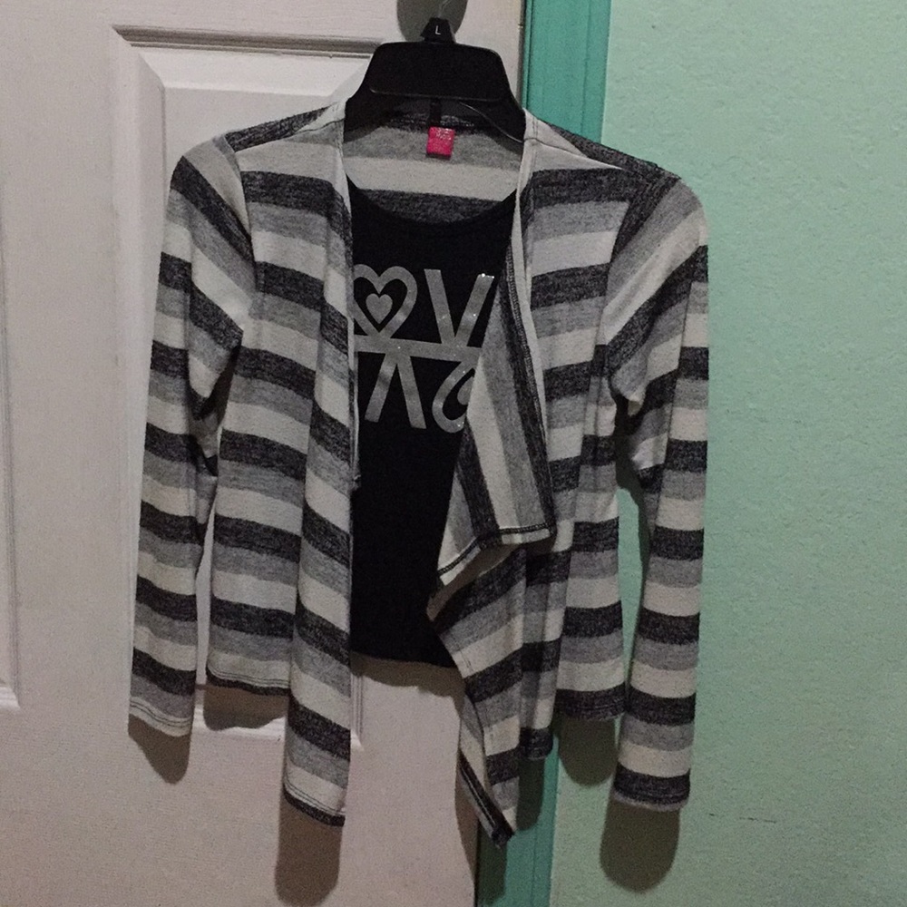 Girls medium (10-12) shirt.